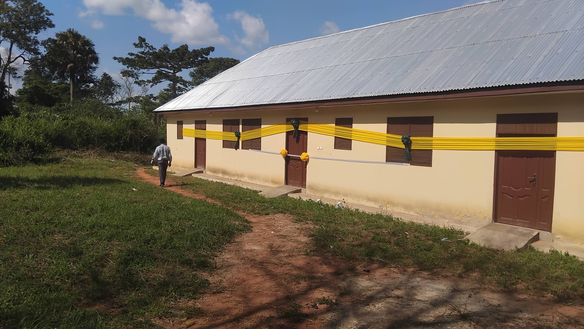 KWAMANG HEALTH CENTRE RECEIVES 1-NO. 3-UNIT NURSES’ QUARTERS